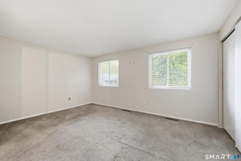 40 Conestoga Way Glastonbury CT 06033
