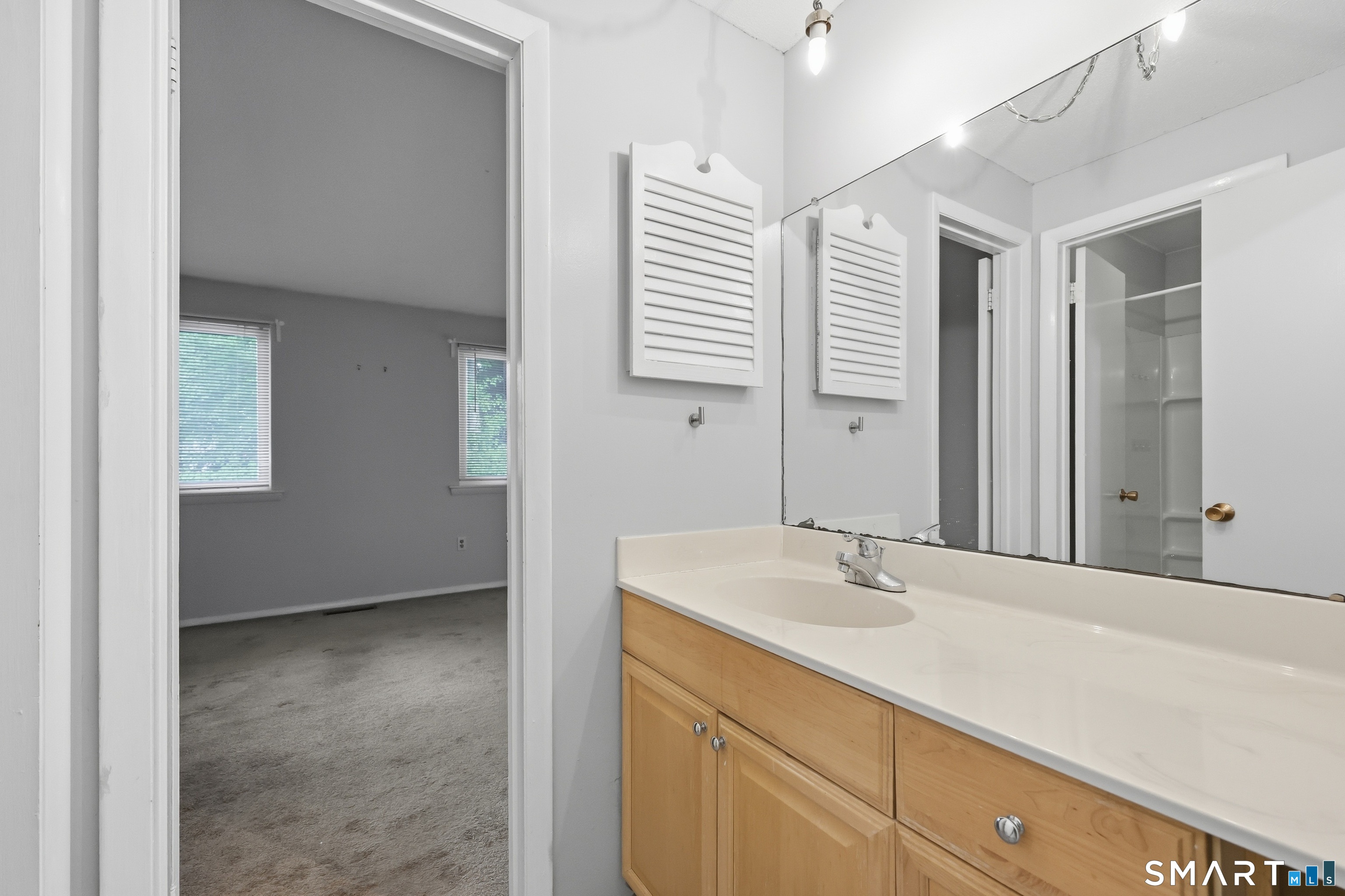 40 Conestoga Way Glastonbury CT 06033