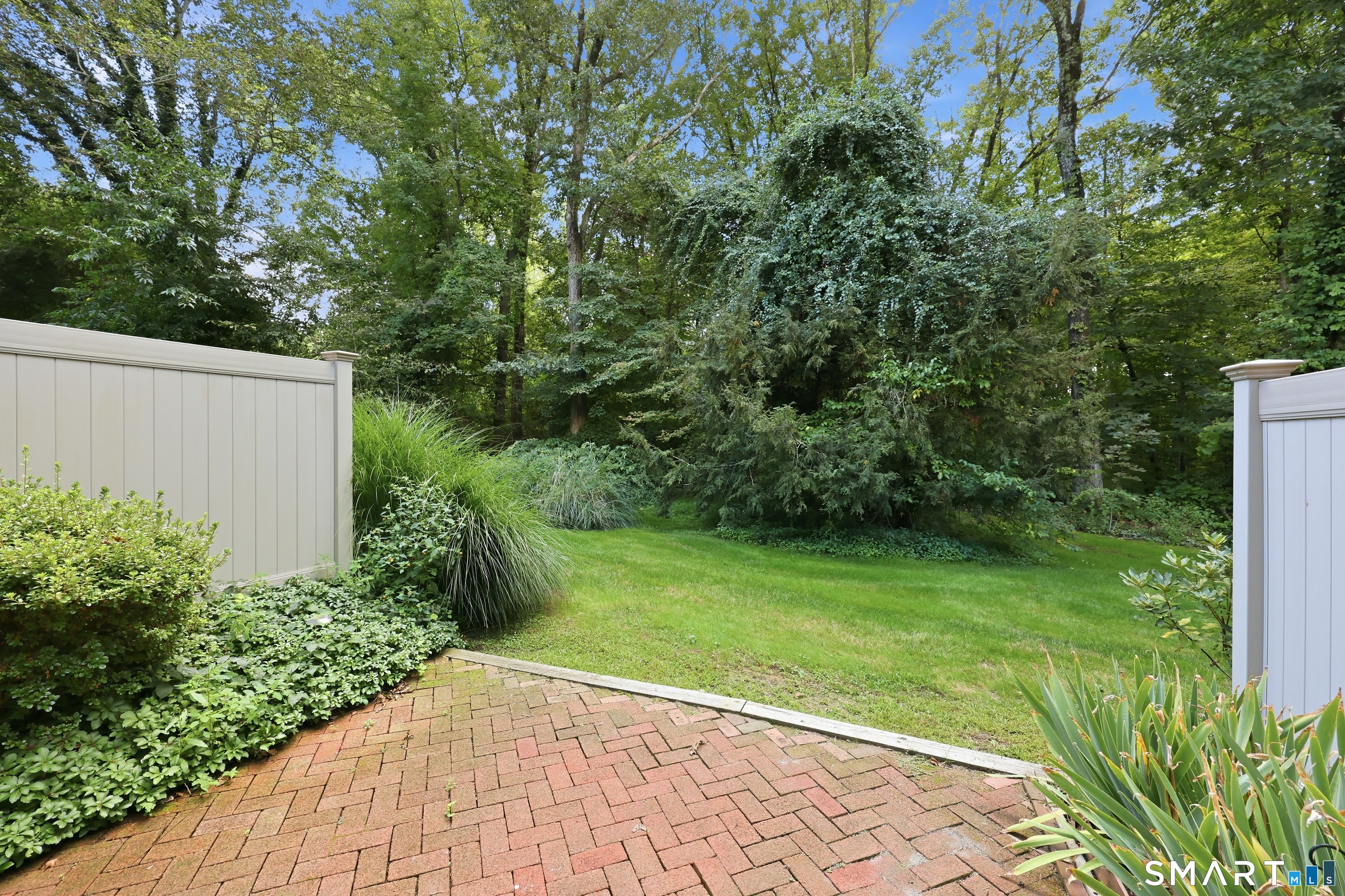 40 Conestoga Way Glastonbury CT 06033