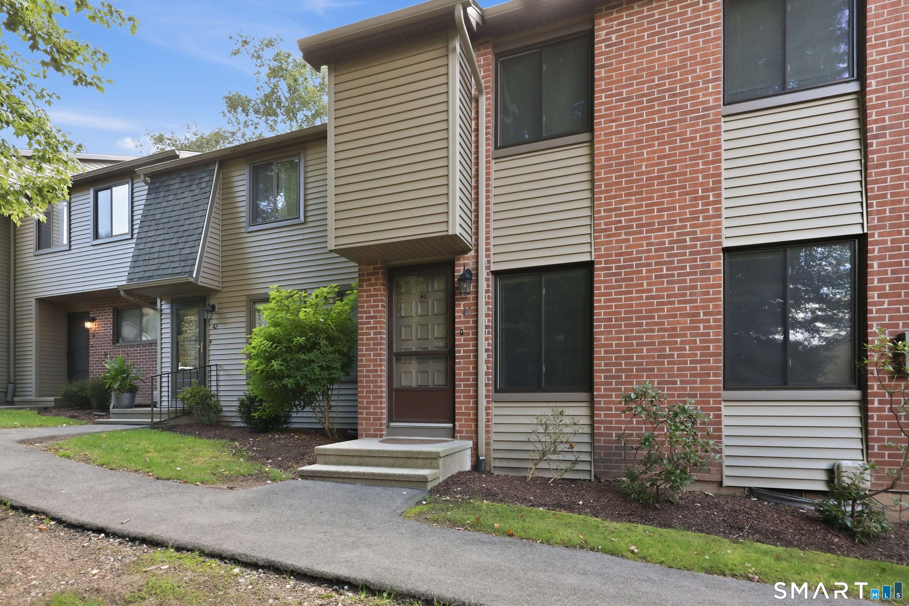 40 Conestoga Way Glastonbury CT 06033