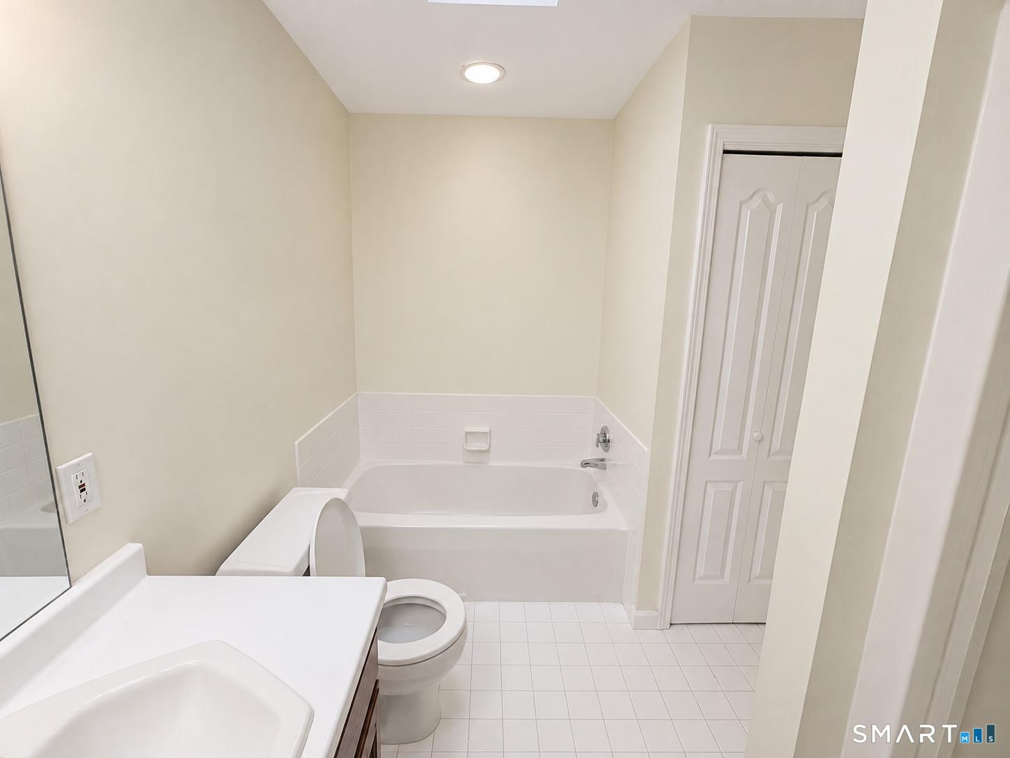 176 Governor Trumbull Way Trumbull CT 06611