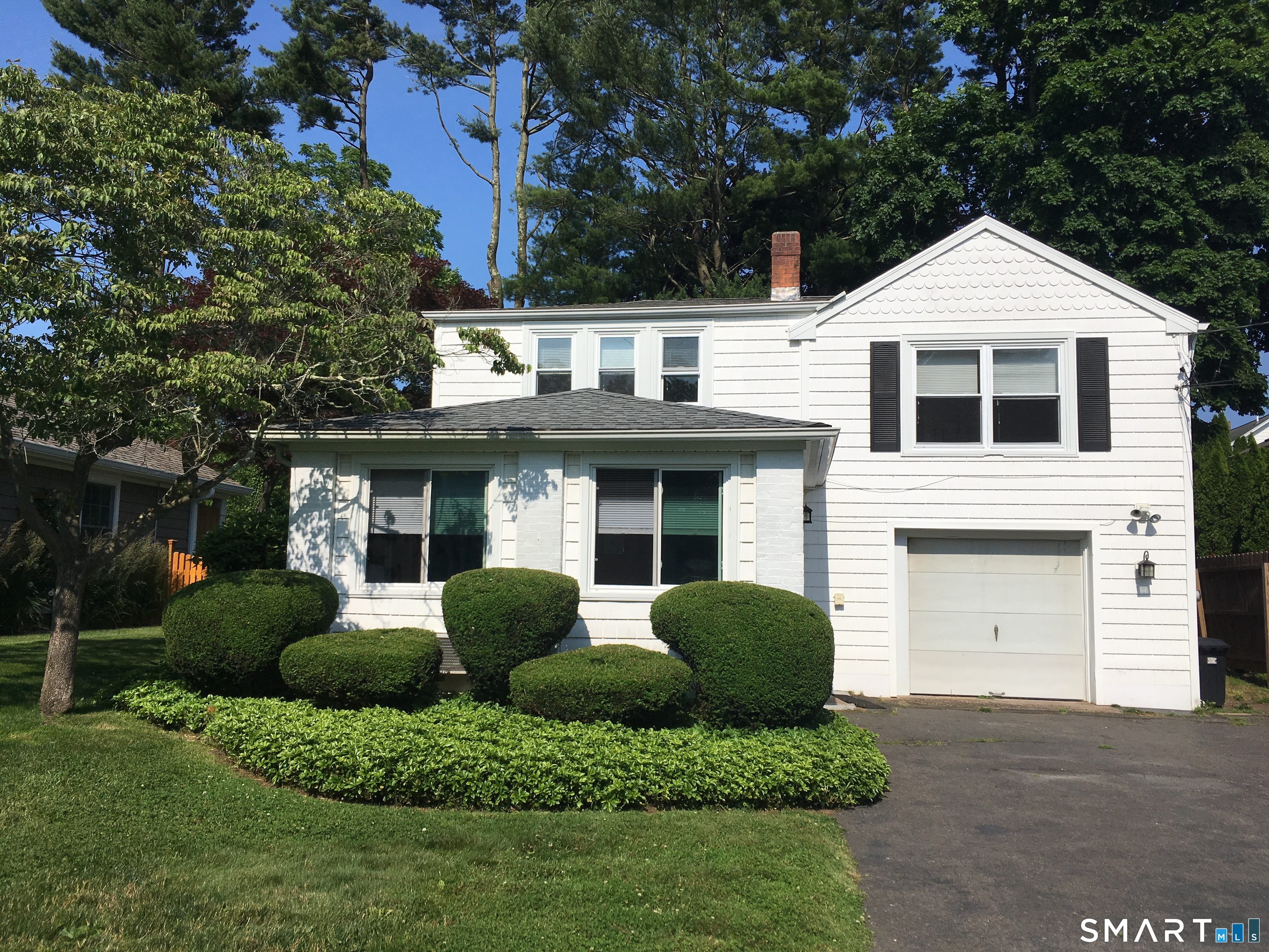 21 First Avenue Branford CT 06405