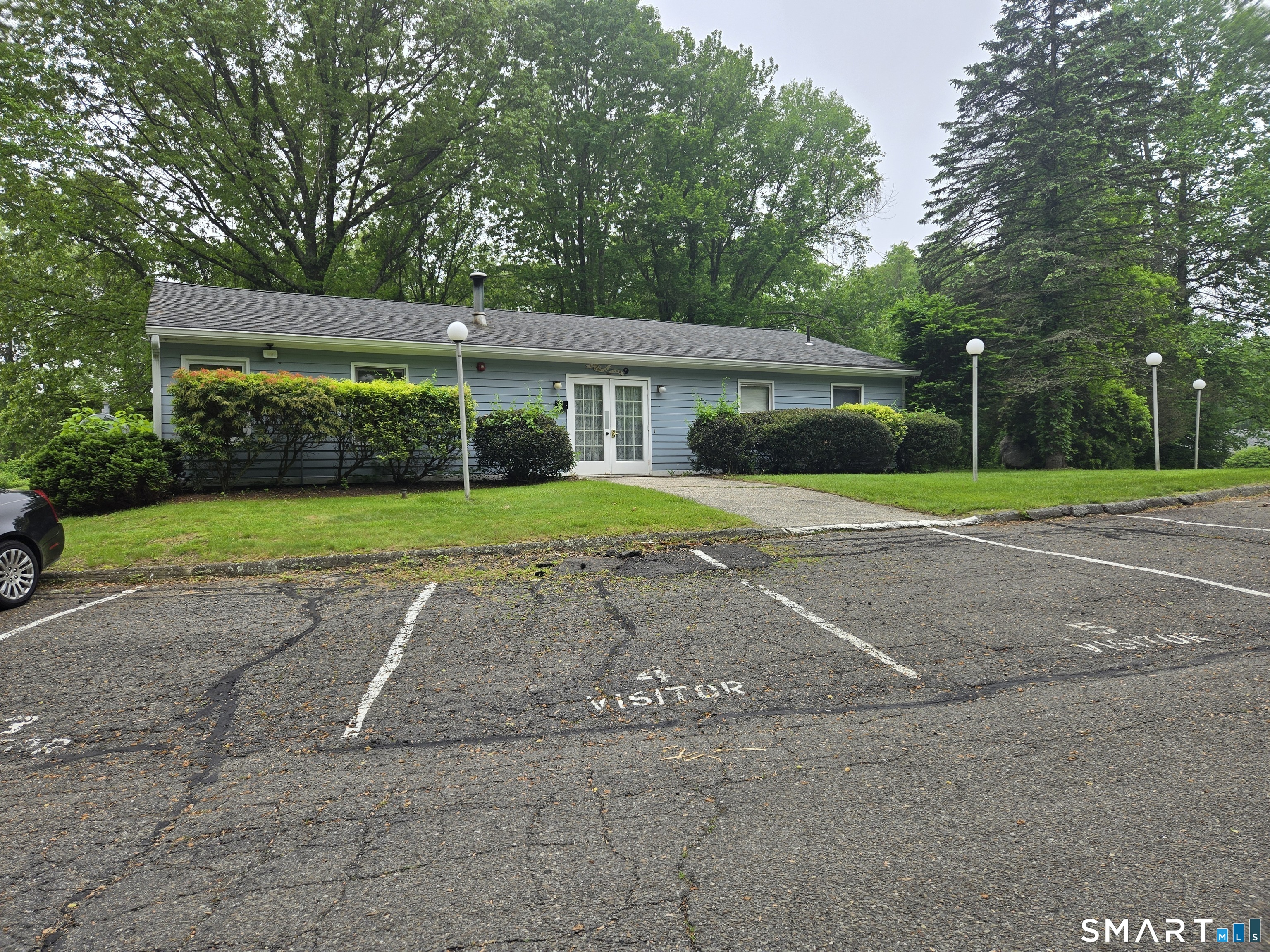 86 Hidden Knolls Circle Monroe CT 06468