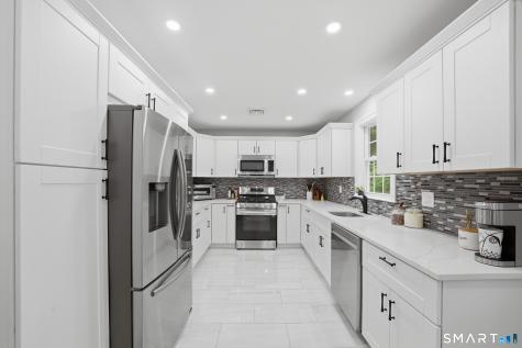27 Shawnee Road Trumbull CT 06611
