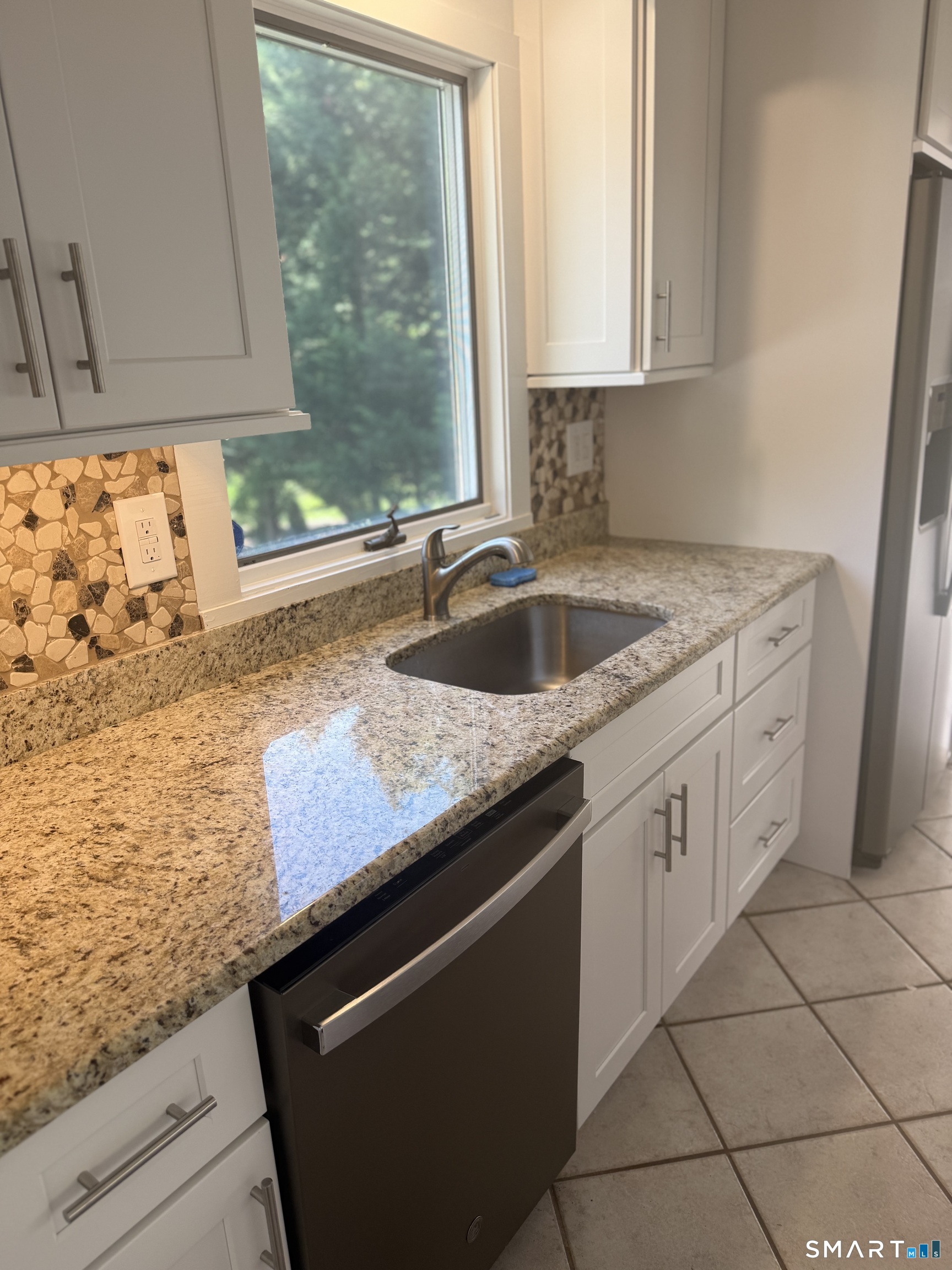 17-B Long Lots Road Westport CT 06880