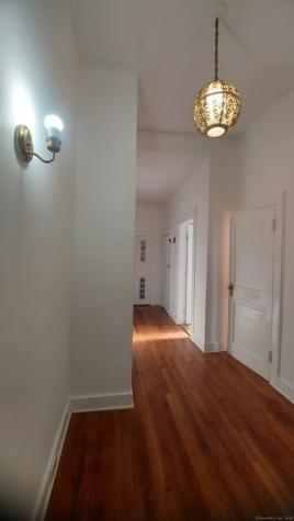 15 Broad Street Norwich CT 06360