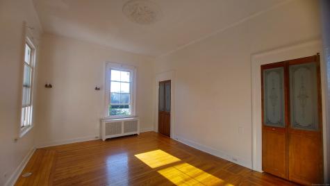 15 Broad Street Norwich CT 06360