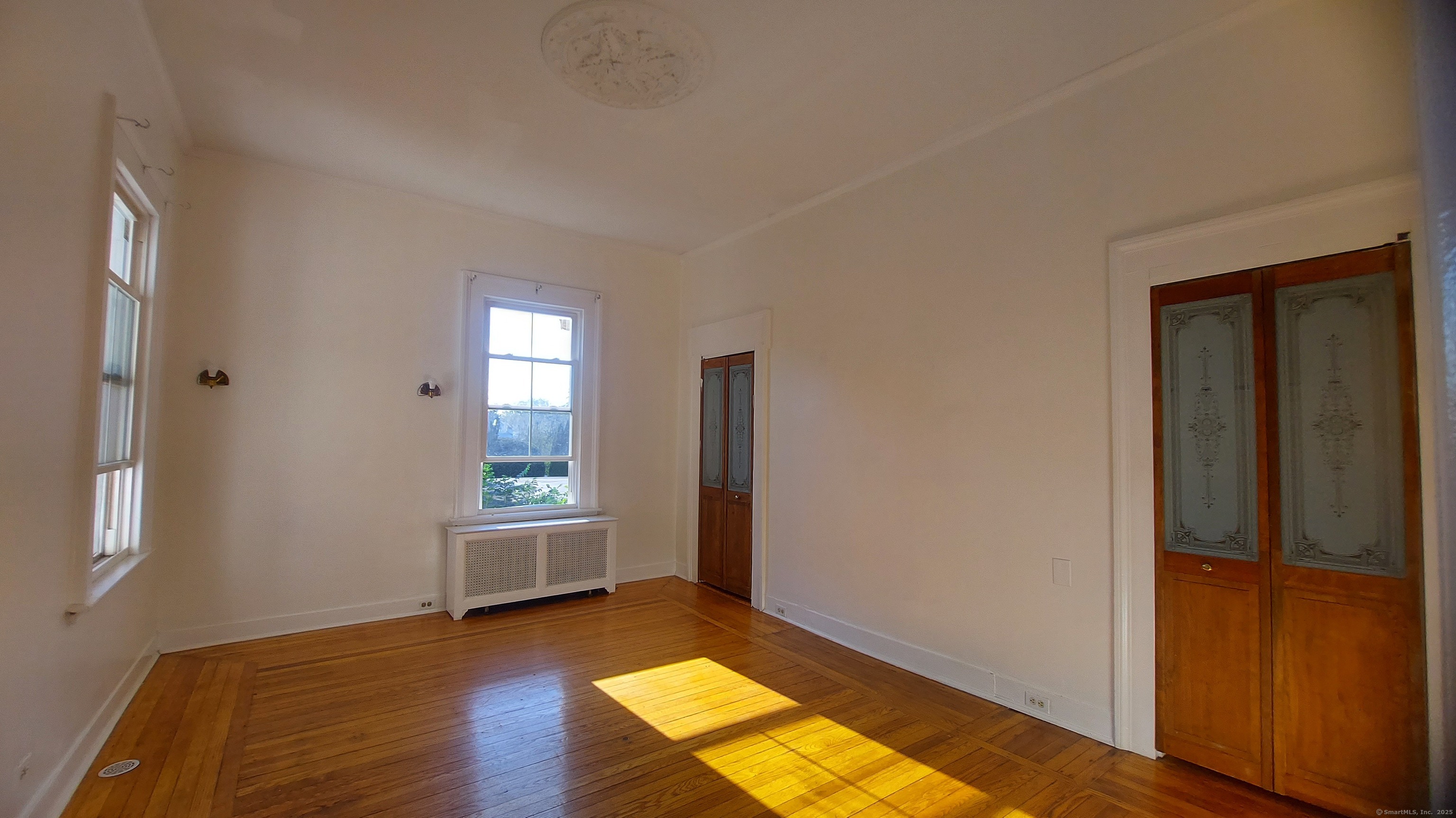 15 Broad Street Norwich CT 06360