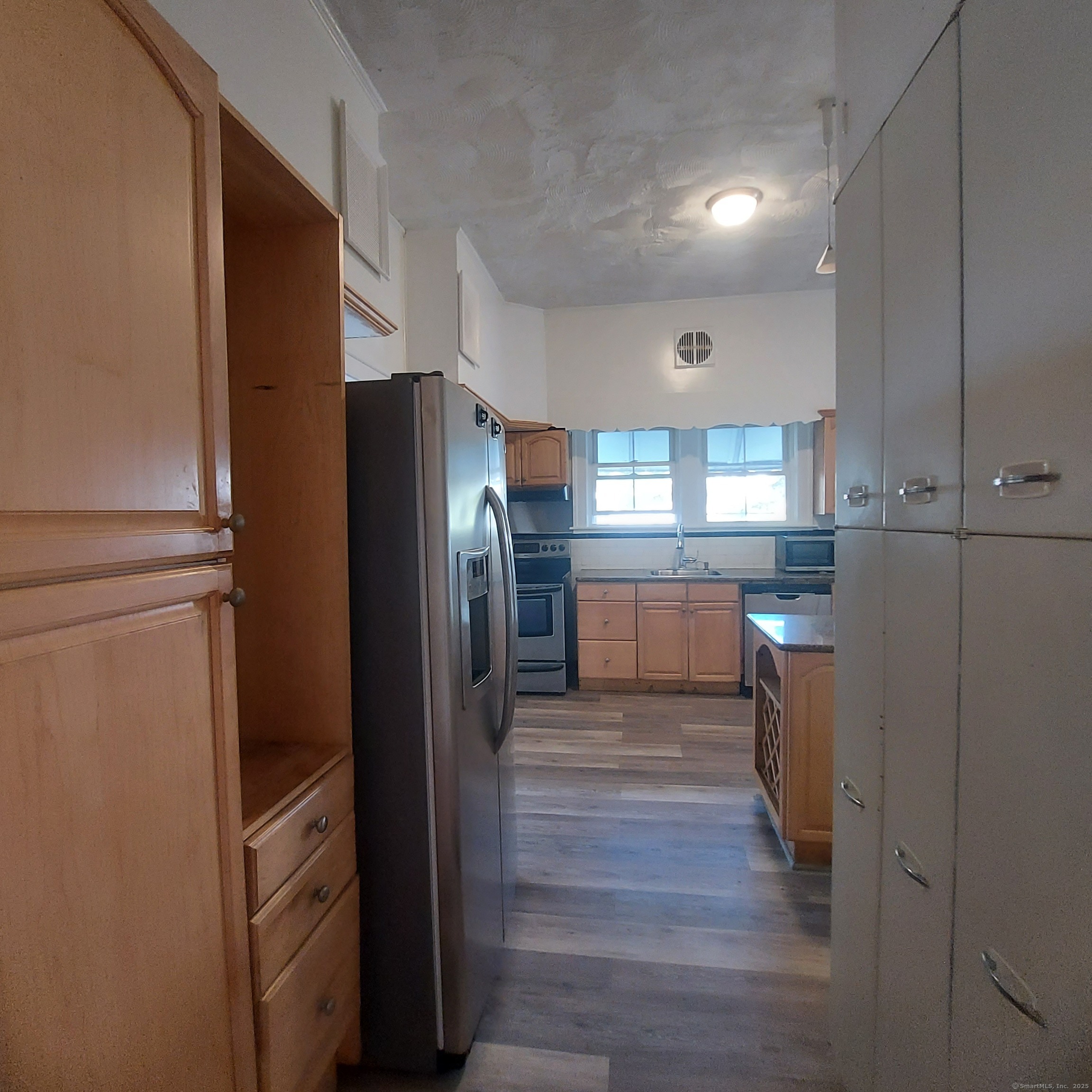 15 Broad Street Norwich CT 06360