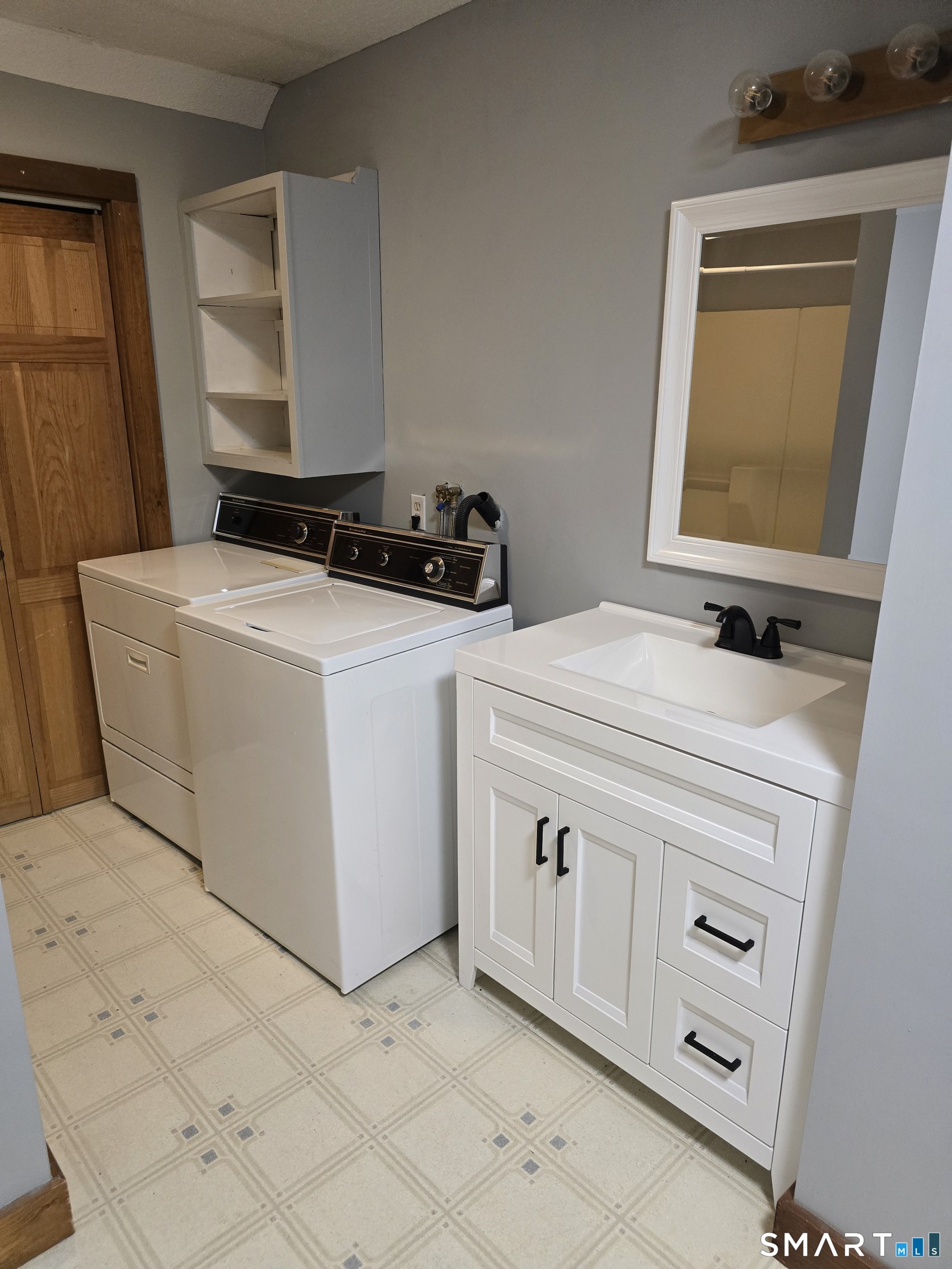 527 B Gilead Street Hebron CT 06248