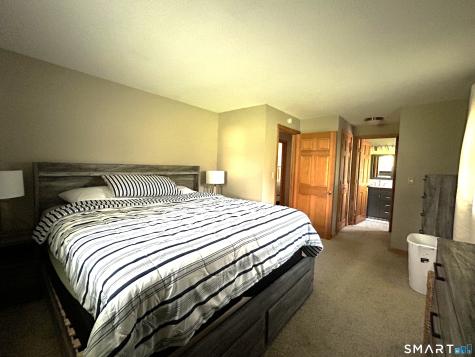 281 Abbe Road Enfield CT 06082