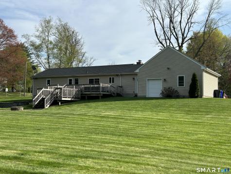 281 Abbe Road Enfield CT 06082
