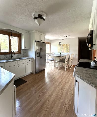 281 Abbe Road Enfield CT 06082