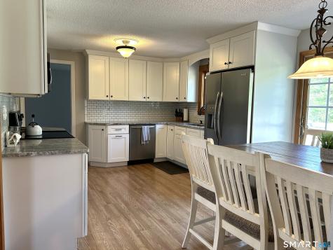 281 Abbe Road Enfield CT 06082