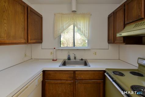 548 Heritage Village Southbury CT 06488