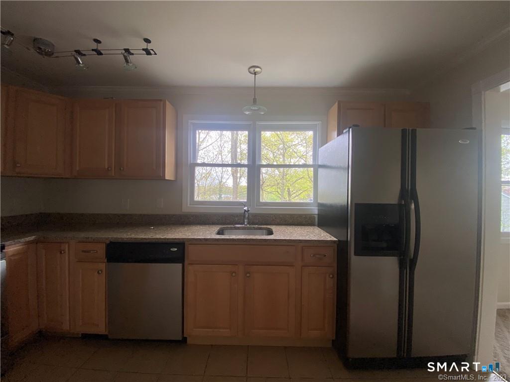 372 Anton Drive Bridgeport CT 06606