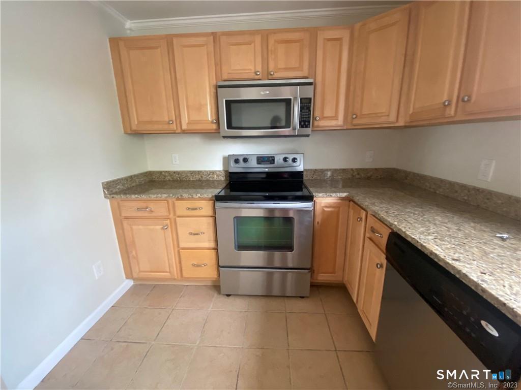 372 Anton Drive Bridgeport CT 06606