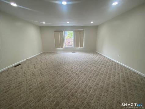 372 Anton Drive Bridgeport CT 06606