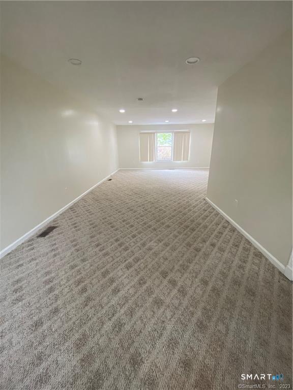 372 Anton Drive Bridgeport CT 06606