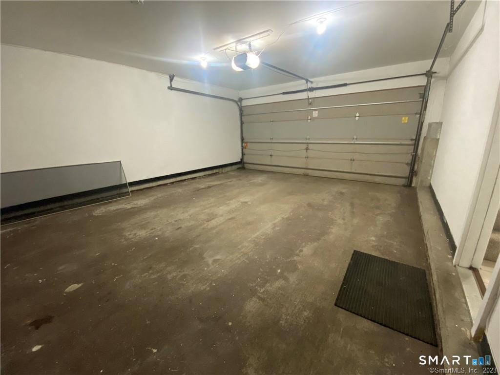372 Anton Drive Bridgeport CT 06606
