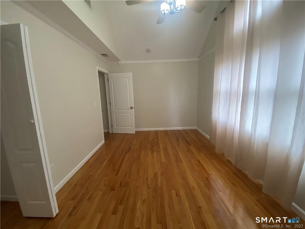 372 Anton Drive Bridgeport CT 06606