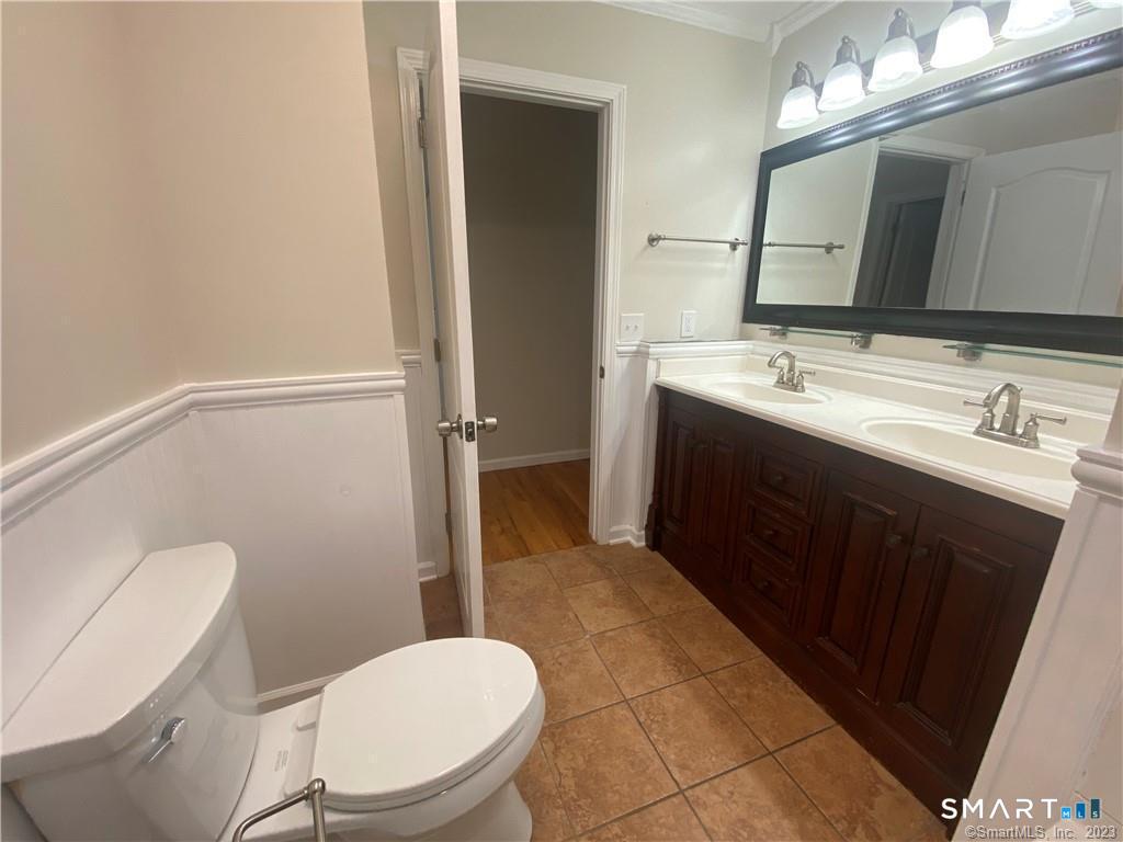 372 Anton Drive Bridgeport CT 06606