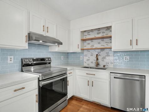 31 Betts Place Norwalk CT 06855