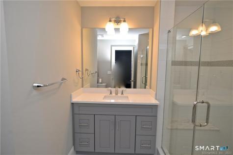 115-71 Colonial Road Stamford CT 06902