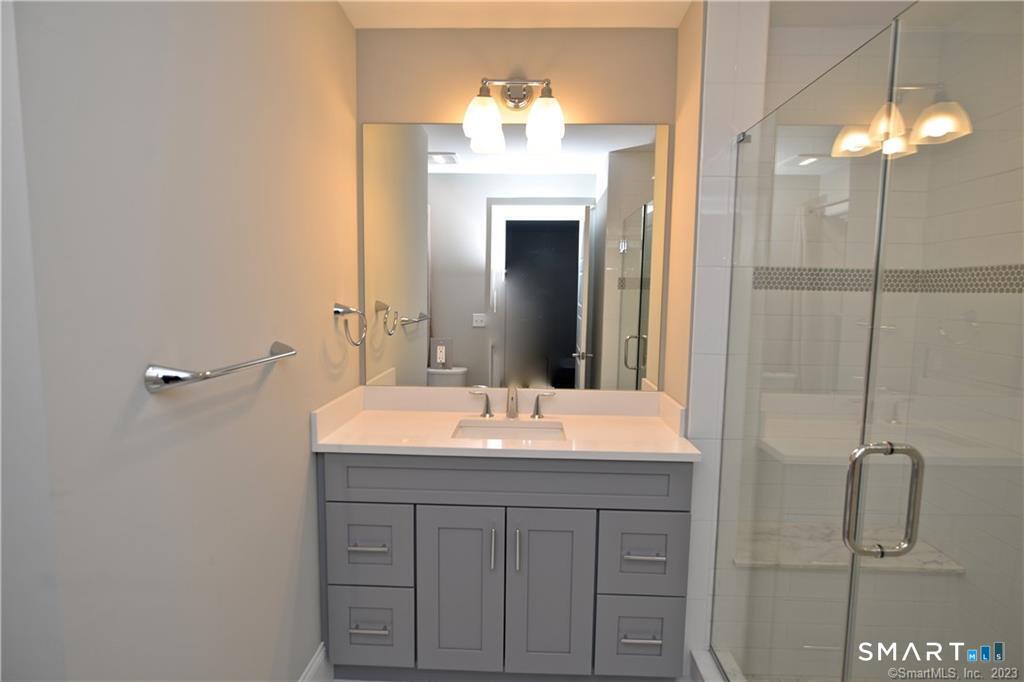 115-71 Colonial Road Stamford CT 06902