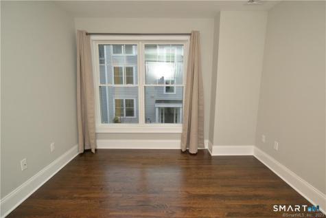 115-71 Colonial Road Stamford CT 06902