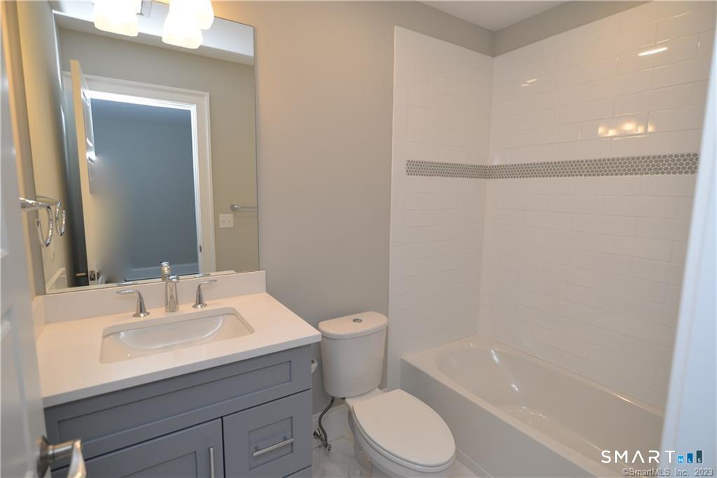 115-71 Colonial Road Stamford CT 06902