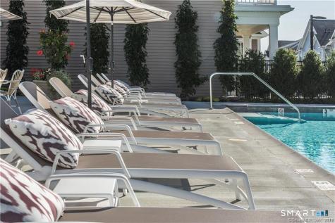 115-71 Colonial Road Stamford CT 06902
