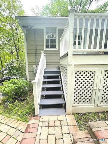 80 Hannahs Road Stamford CT 06903