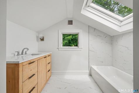 15 Shorelands Place Greenwich CT 06870