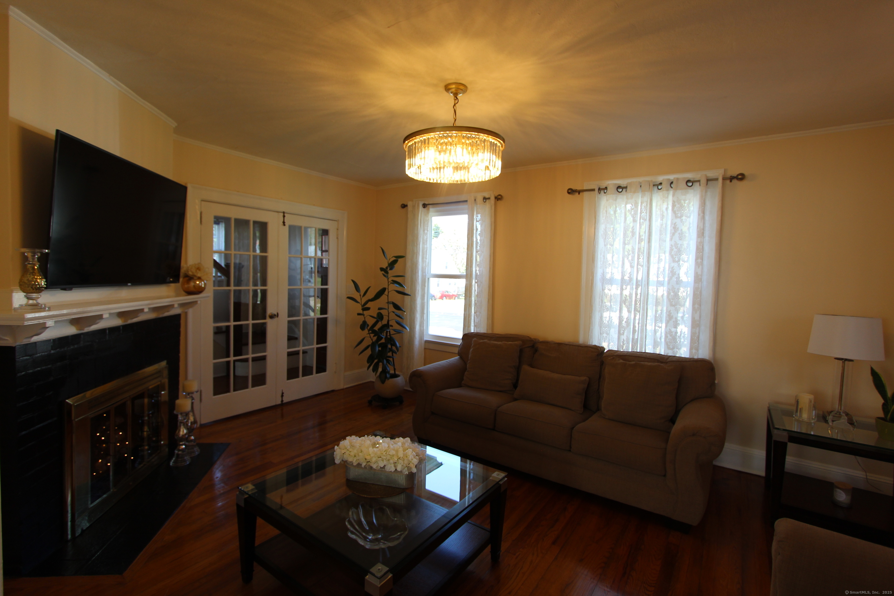 21 Dale Road Wethersfield CT 06109