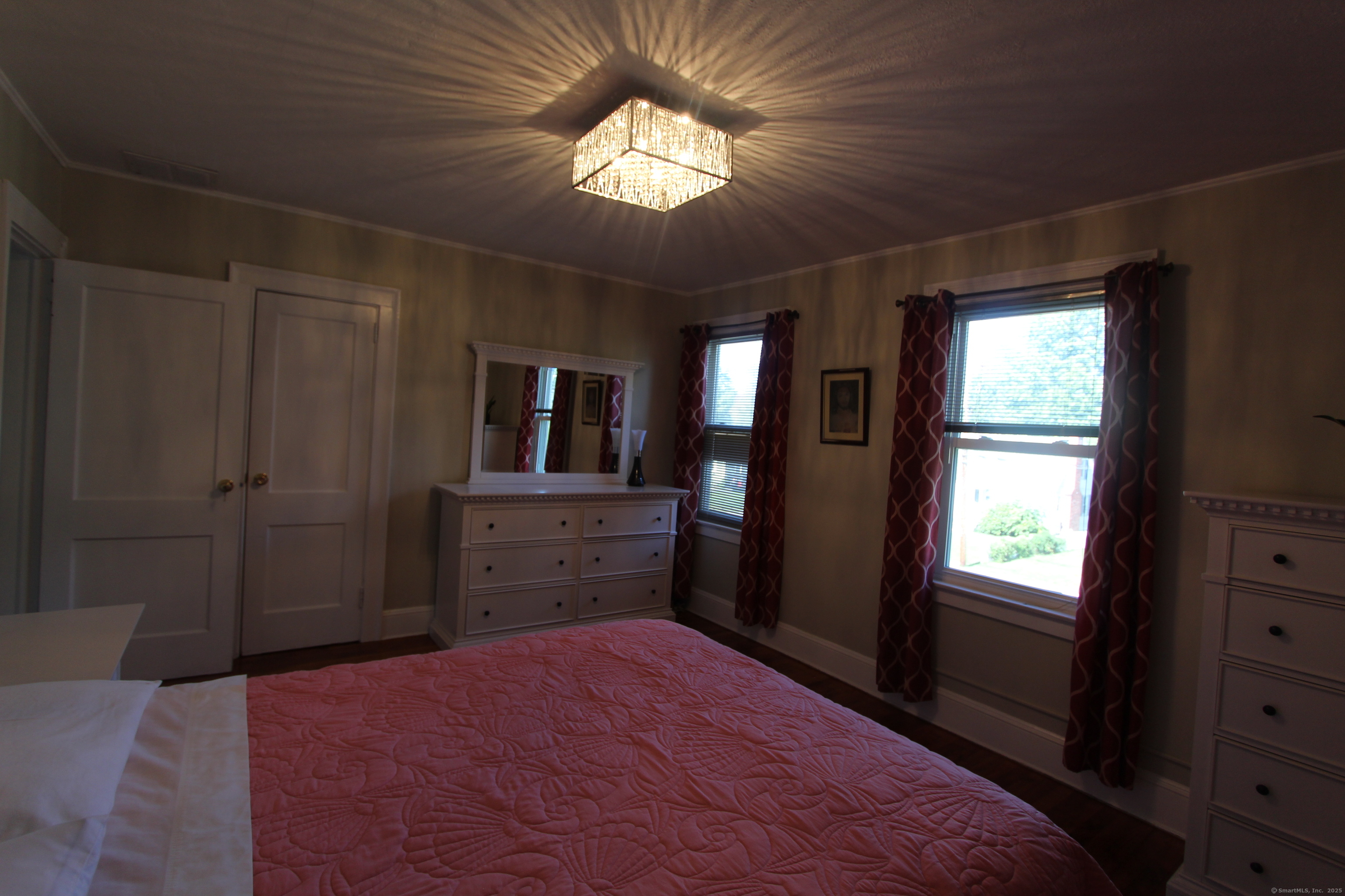 21 Dale Road Wethersfield CT 06109