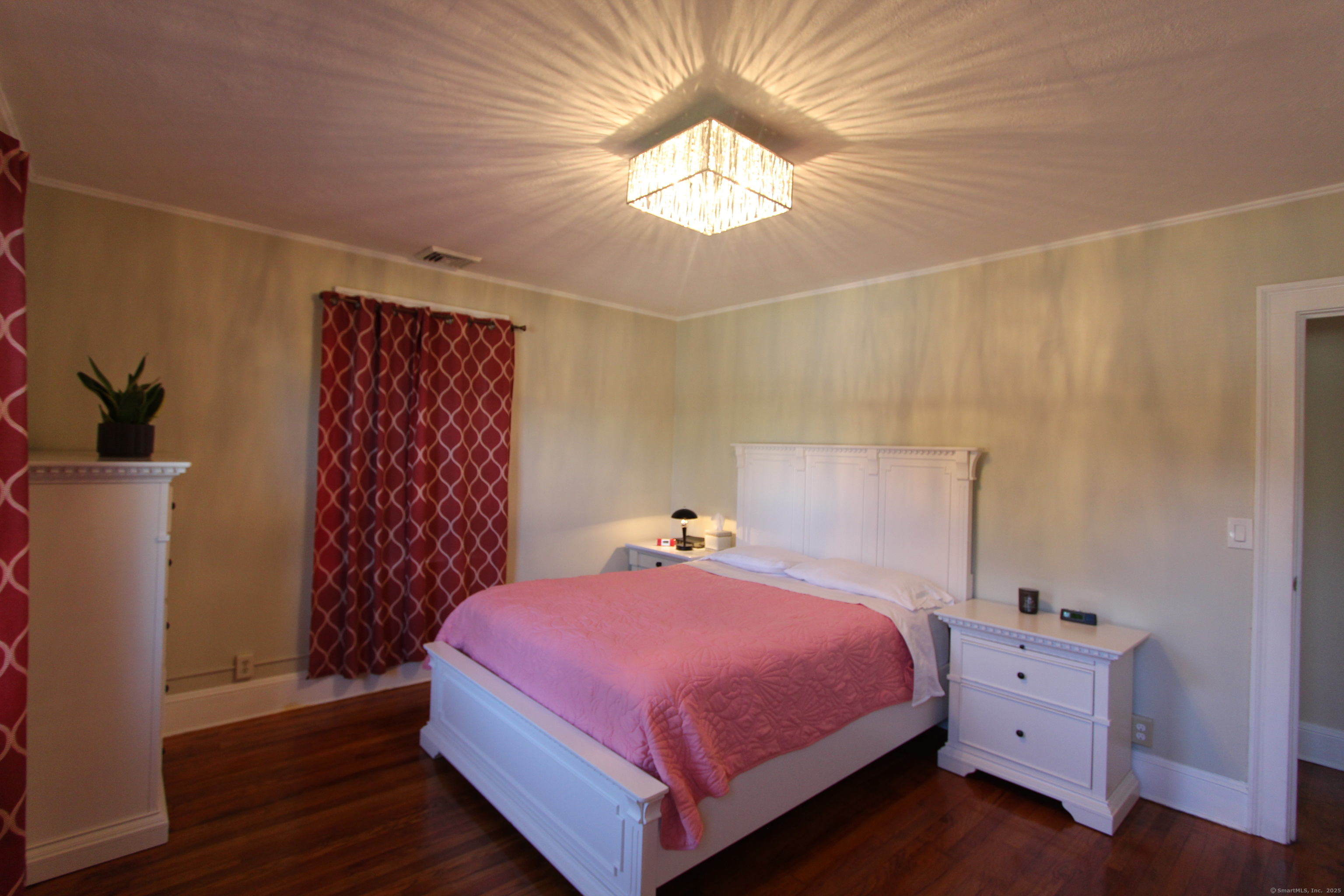 21 Dale Road Wethersfield CT 06109