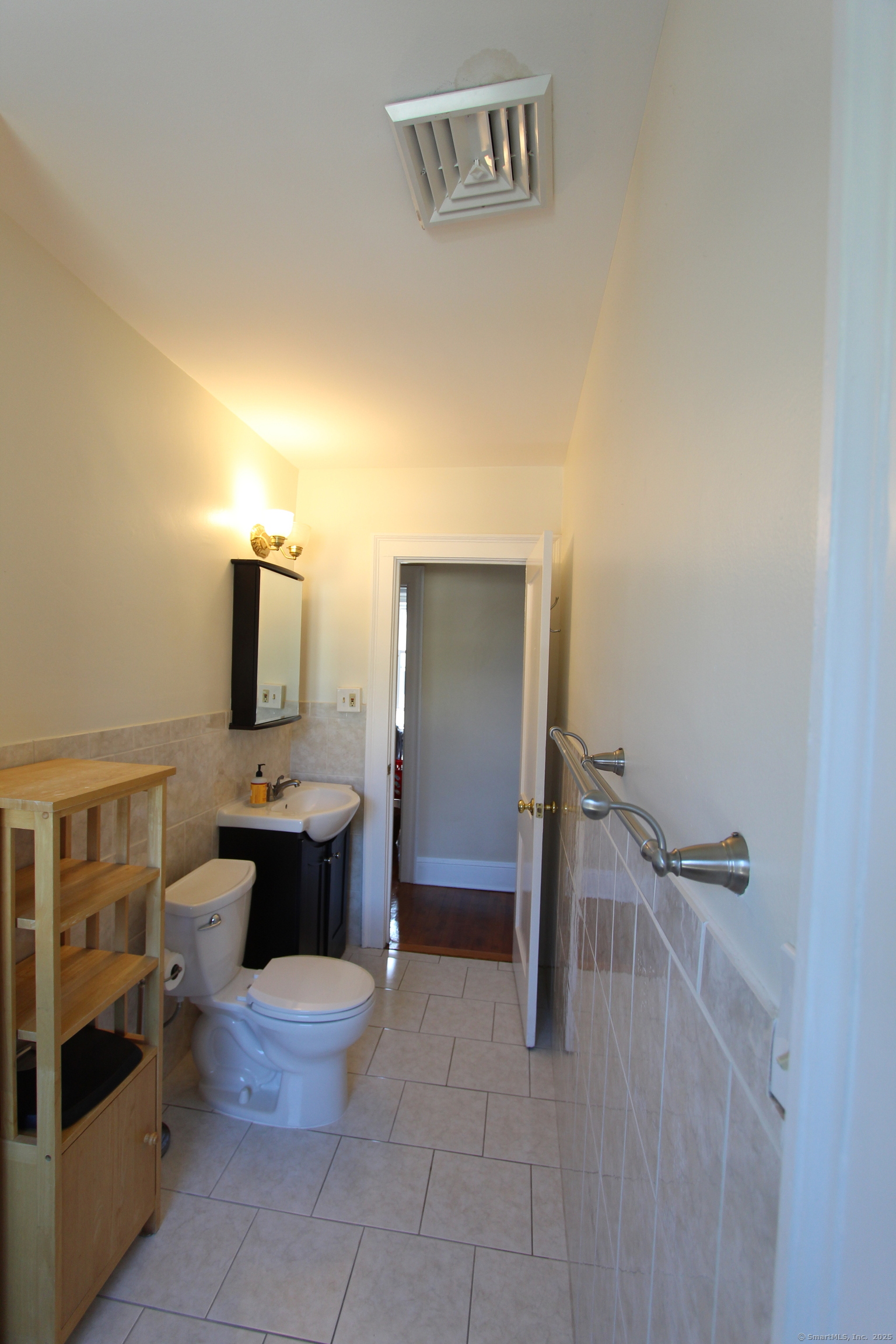 21 Dale Road Wethersfield CT 06109