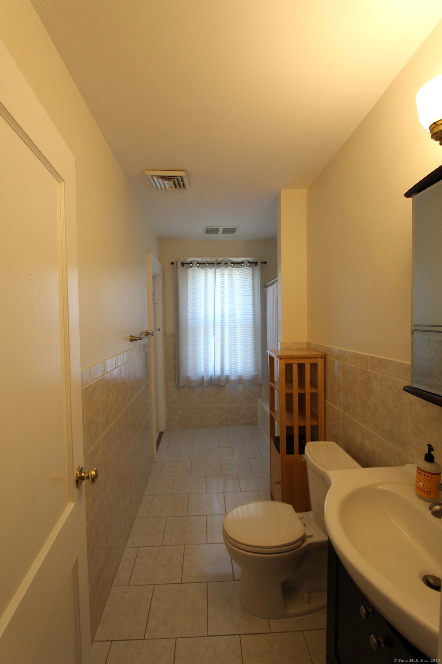 21 Dale Road Wethersfield CT 06109