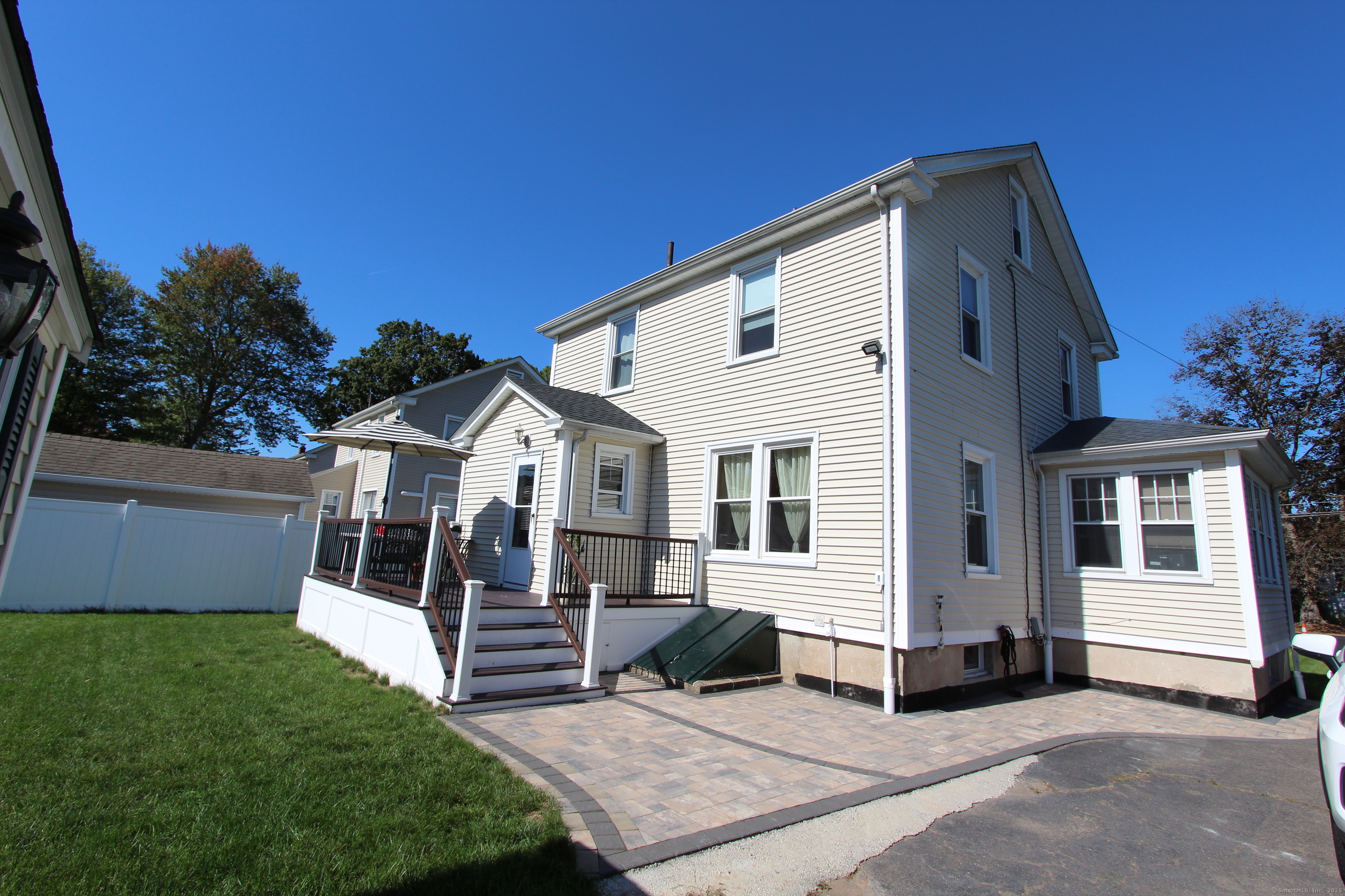 21 Dale Road Wethersfield CT 06109