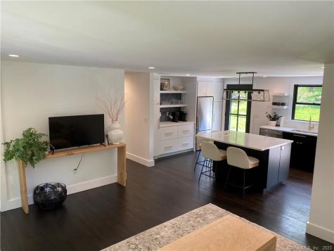 35 New Street Sharon CT 06069