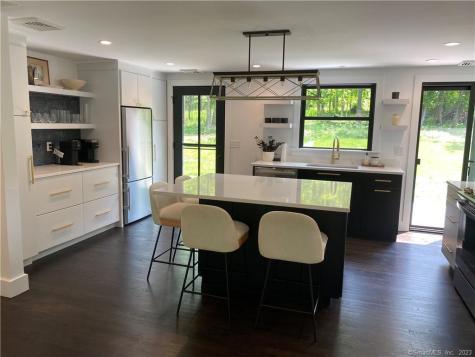 35 New Street Sharon CT 06069