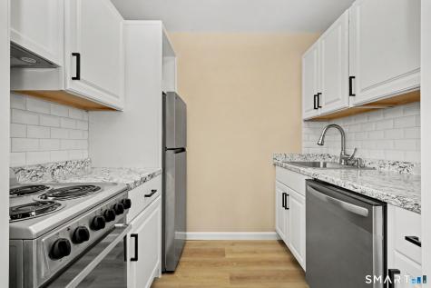 15 Linden Pl Place Greenwich CT 06831