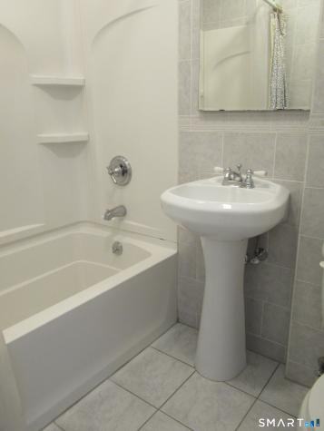 112 Bennett Street Bridgeport CT 06605