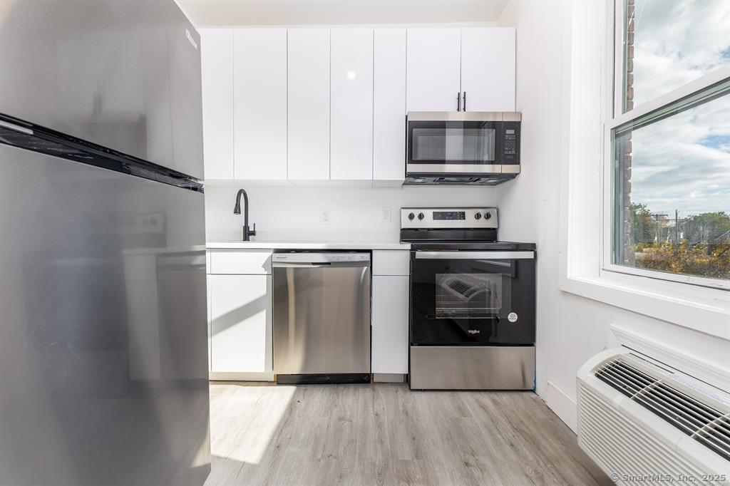 1252 Main Street East Hartford CT 06108