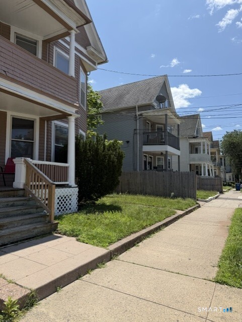 119 Hobart Street New Haven CT 06511