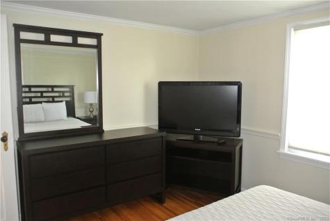 156 Meadowside Road Milford CT 06460