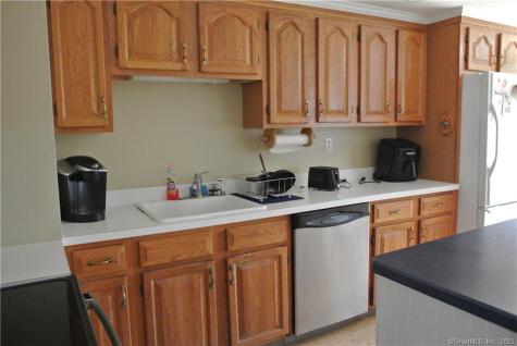 156 Meadowside Road Milford CT 06460