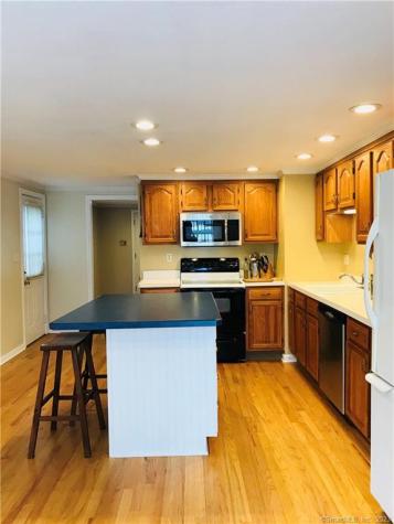 156 Meadowside Road Milford CT 06460