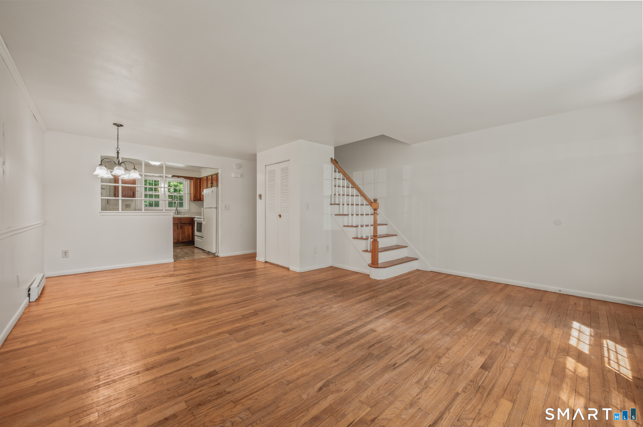 414 Robin Court Cheshire CT 06410